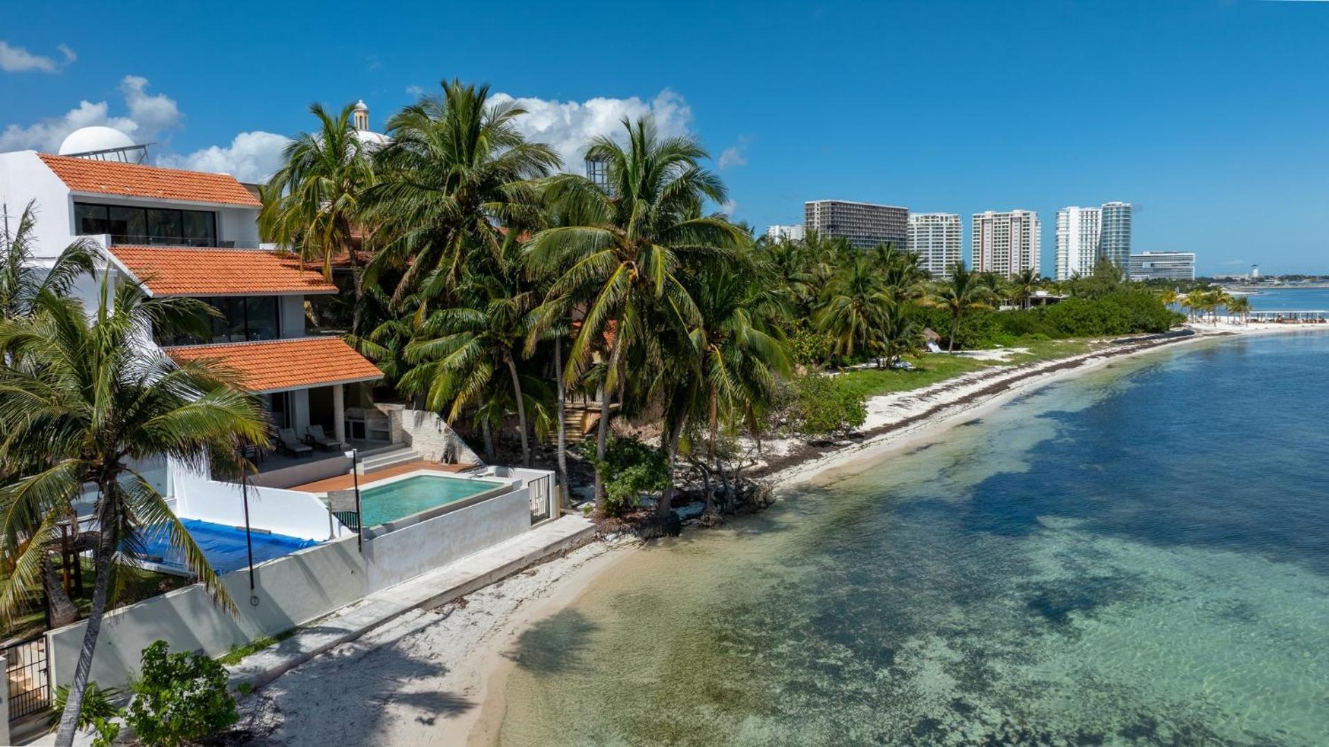 6br Modern Oceanfront W/ Infinity Pool