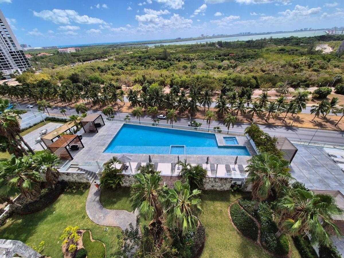 Great View Lagoon Apartment Cancun