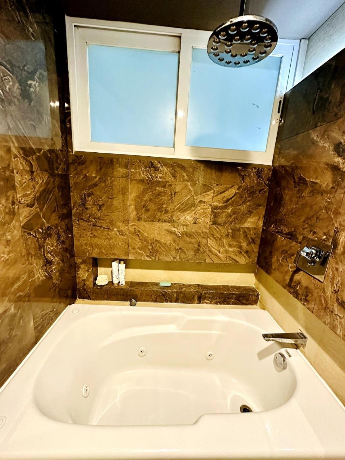 Punta Me Luxury Front & Ocean View Apartamento *