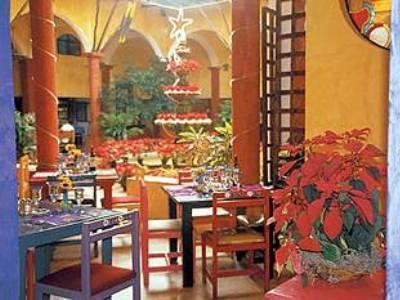Hotel El Pueblito Beach