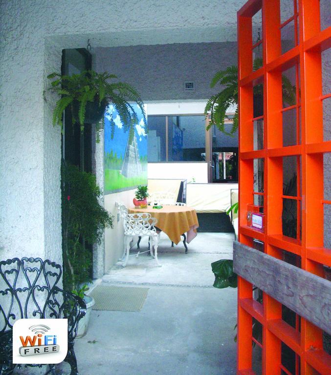 Mundo Maya Hostel Cancun