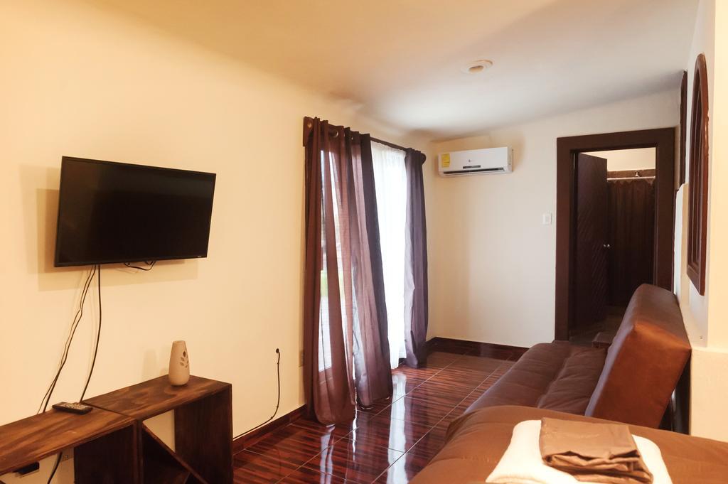 The Arrival Hostel Cancun