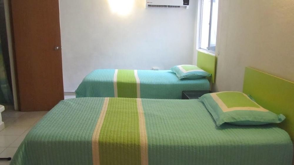 Guest house Casa Habitacional Laurel 2*