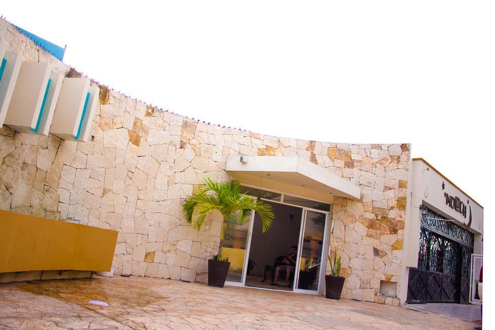 Gasthof Moloch Hostel&suites Cancún