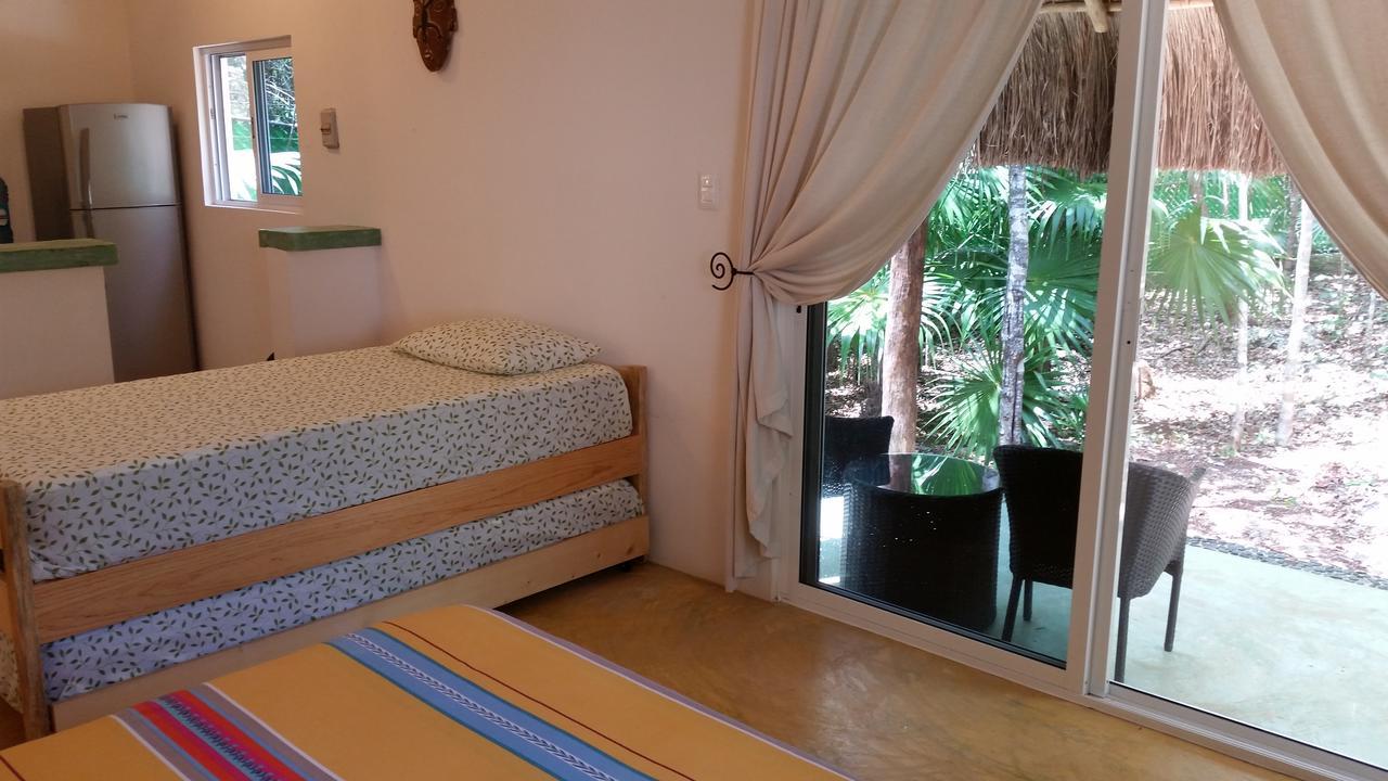 Jungle Dust Guest house Cancun