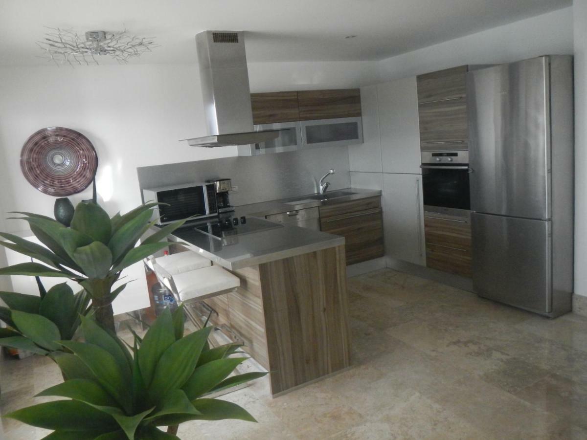 La Amada Residences Luxury Apartment *