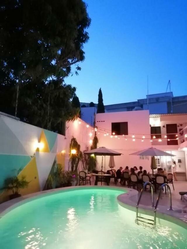 Moloch Hostel&suites Gasthof *
