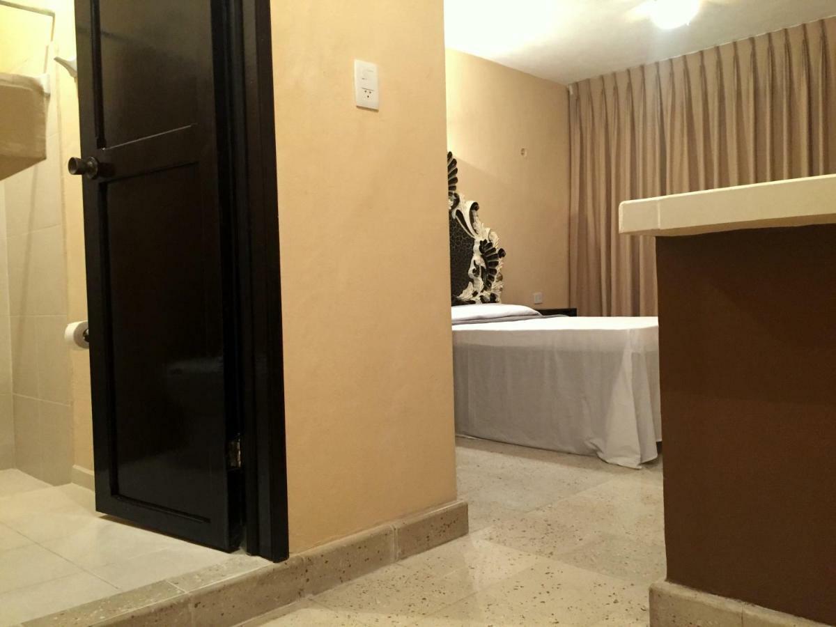 Guest house Kabah 14
