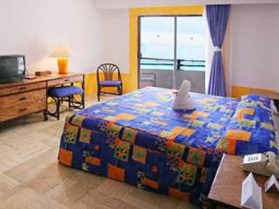 Hotel El Pueblito Beach Cancun