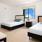 Oceanfront White Sand Beach Condo For Families