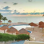 Ocean View Terrace 1 bdr Apartment Beach Front Condo Brisas 4101 Cancun Zona Hotelera