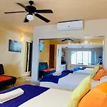 Punta Me Apartment Beach Front Condo Hotel & Waterpark