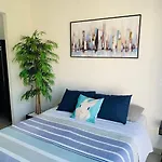 Franks House Luxury Apartment \