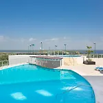 Seadust Cancun Family Resort