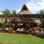 Laguna Suites Golf & Spa