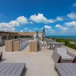 Comfy 3Br, Near The Beach