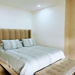 Perfect Location Apartment At Malecon Americas