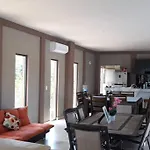 Casa Frente Al Mar Don Cancino