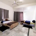 Casa Tzunun Airport B&B