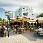 Blue Dream Beachfront 2 Bdr By Casa Paraiso