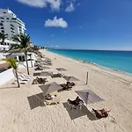 Hermoso Estudio Frente Al Mar, Balcon, Gym 3504