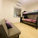 Beautiful Apt Swimming Pool And 5 Star Amenities
