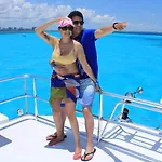 Catamaran Fragata Cancun
