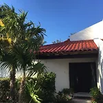 Large House - Walking To Beach - 10 Guests!
