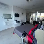 Lujoso Departamento Con Hermosa Vista