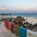 Mar Azul Cancun
