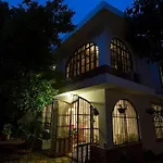 Tropical House In Downtown Cancun