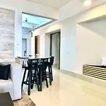 Hotel Zone Oceanside 2 Bedroom 2 Bath Condo