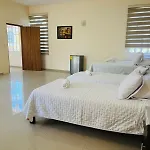 Villa Las Flores Country House