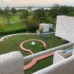 La Casa De Los Cielos