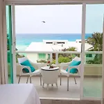 Cancun Beach By Brisas