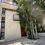 Casa Cristal 3 Pisos Arbolada