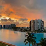 Luxury Bella House Cancun