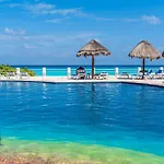 1Br In Villas Marlin, Beach Access And Pools