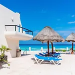 Ocean View, 2 Bedrooms, King Beds