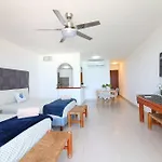Comfort And Sea View With Balcony