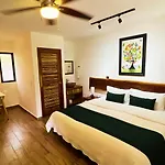 Hotel Tequila Cancun