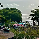 4Br Paradise-Private Pool W/ Gorgeous Lake Views!