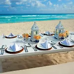 The Westin Lagunamar Ocean Resort Villas & Spa Cancun