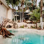 Mezcal Hotel