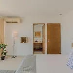 Seaslde Beachfront 4 Bdr By Casa Paraiso