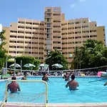 Torre Dorada Cancun