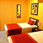 Hotel Versalles Suites
