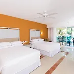 Occidental Costa Cancun