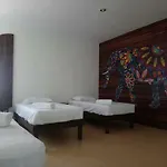 Casita Rustica En La Selva