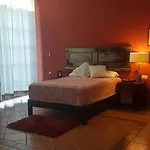 Hacienda Los Alamos Bed & Breakfast